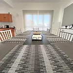 Albert's Center 101k Apartment